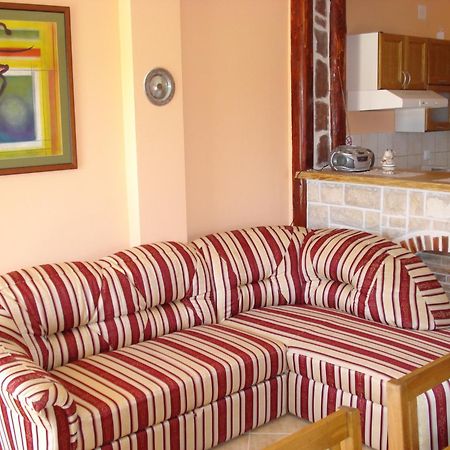 Apartments Villa Orange Medulin Kültér fotó
