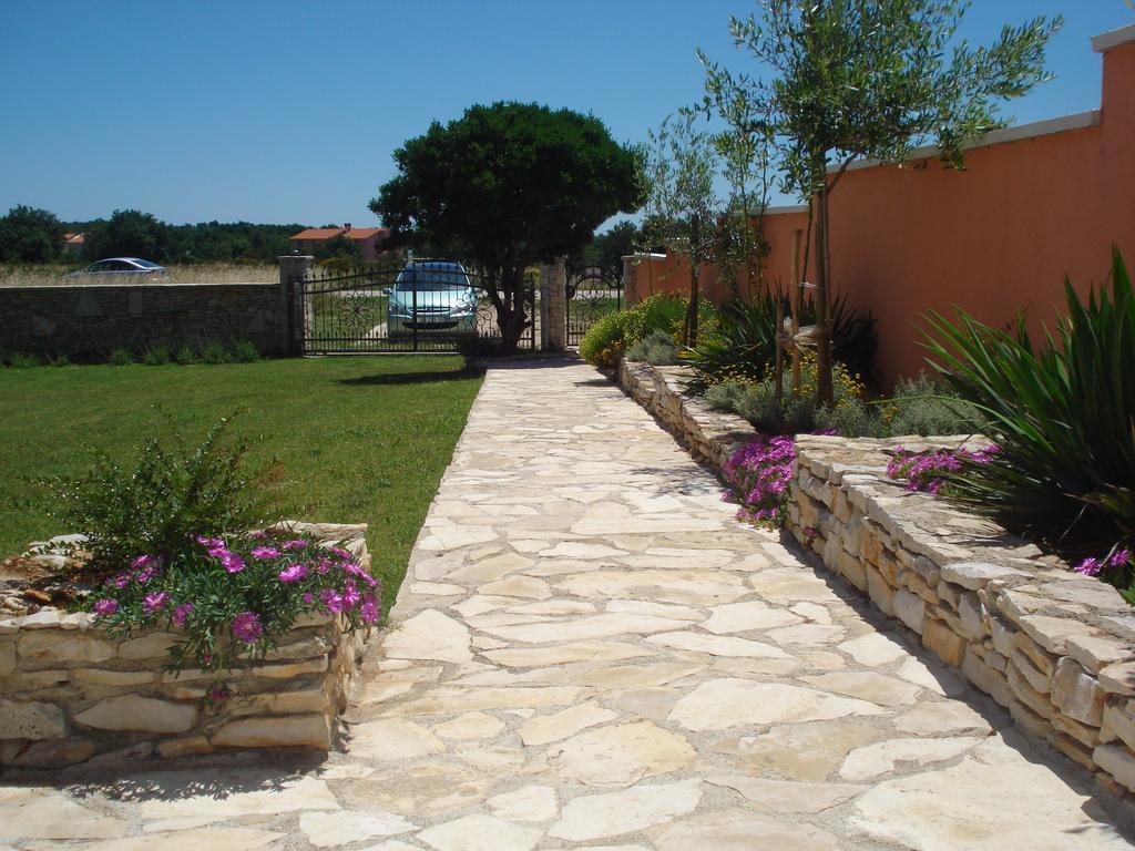 Apartments Villa Orange Medulin Kültér fotó