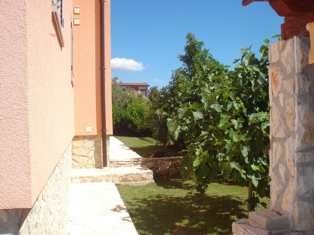 Apartments Villa Orange Medulin Kültér fotó