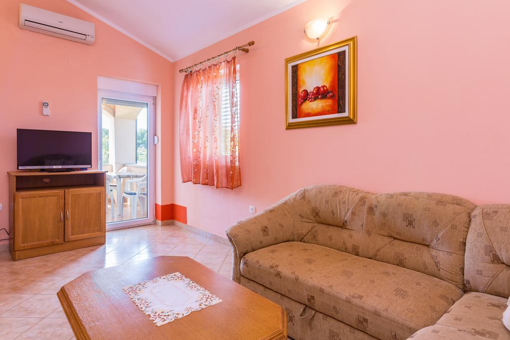Apartments Villa Orange Medulin Kültér fotó