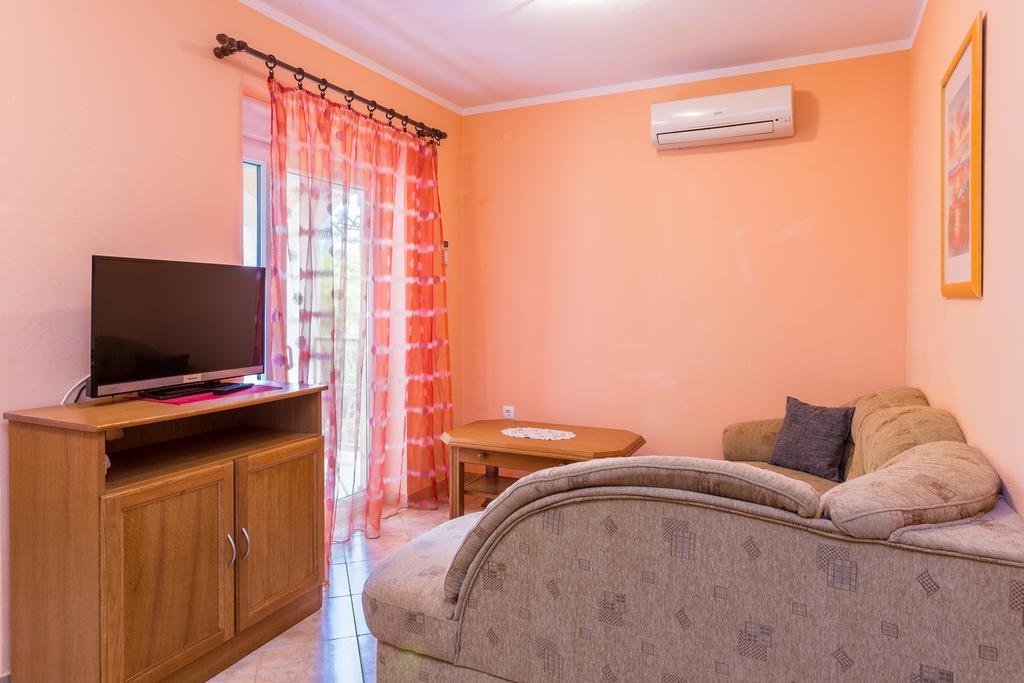Apartments Villa Orange Medulin Kültér fotó
