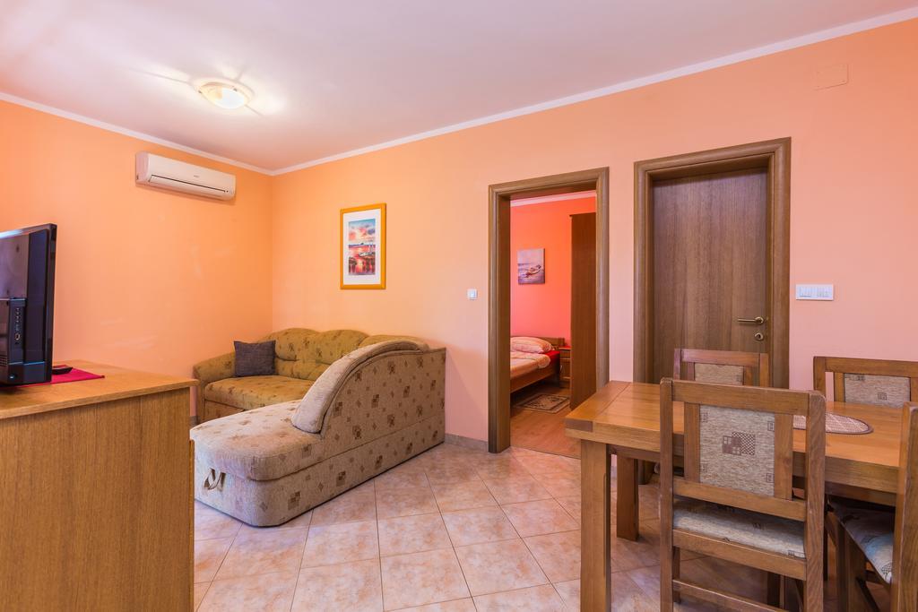 Apartments Villa Orange Medulin Kültér fotó