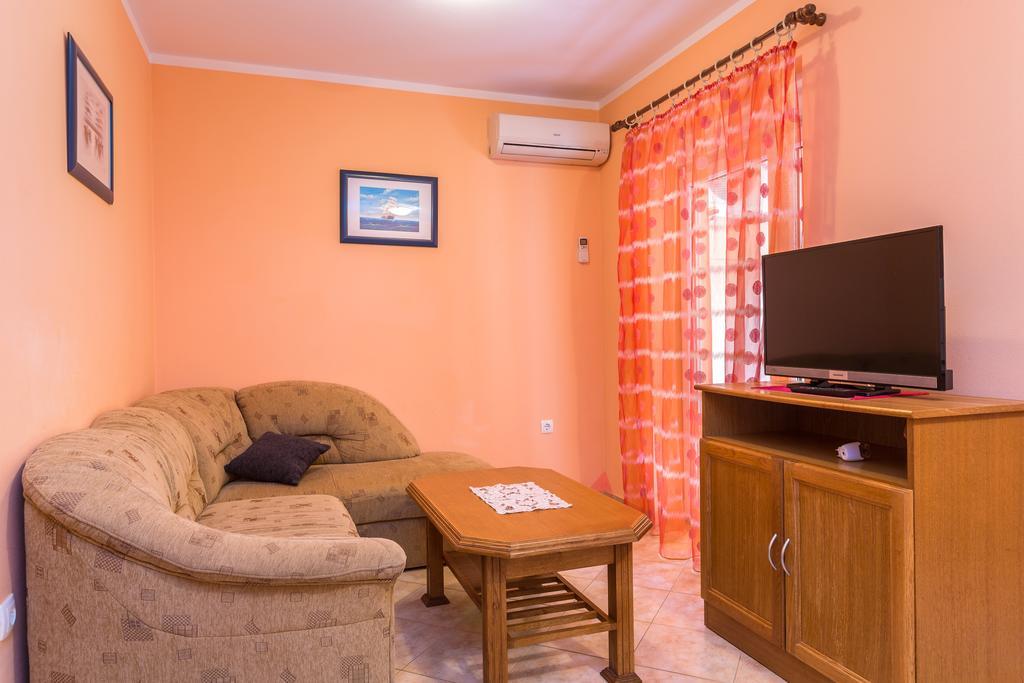 Apartments Villa Orange Medulin Kültér fotó