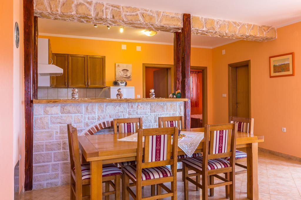 Apartments Villa Orange Medulin Kültér fotó