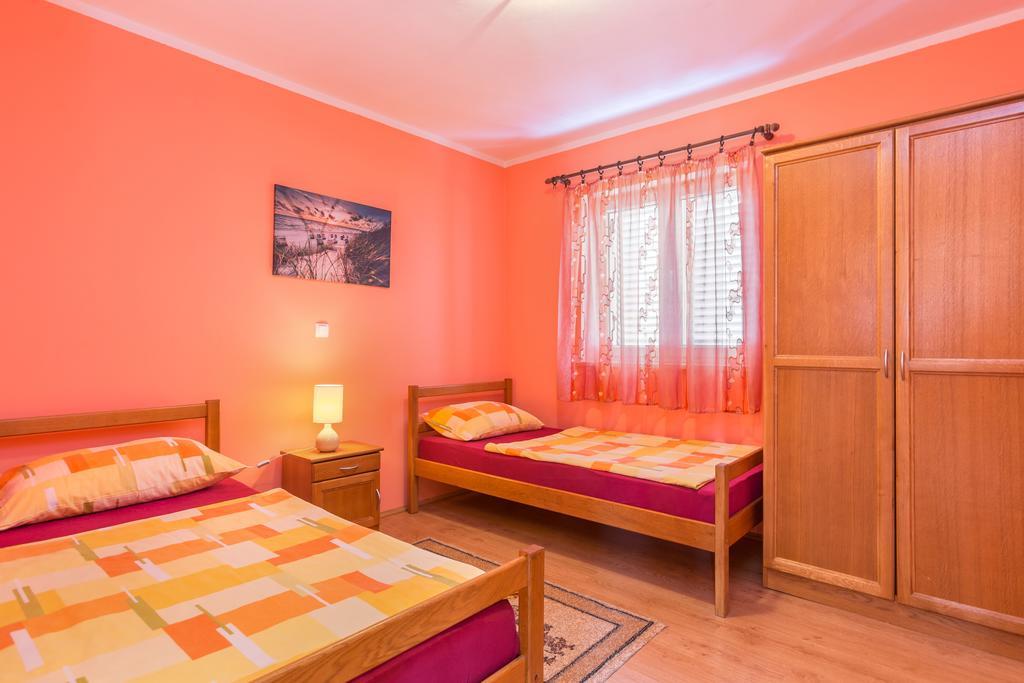 Apartments Villa Orange Medulin Kültér fotó